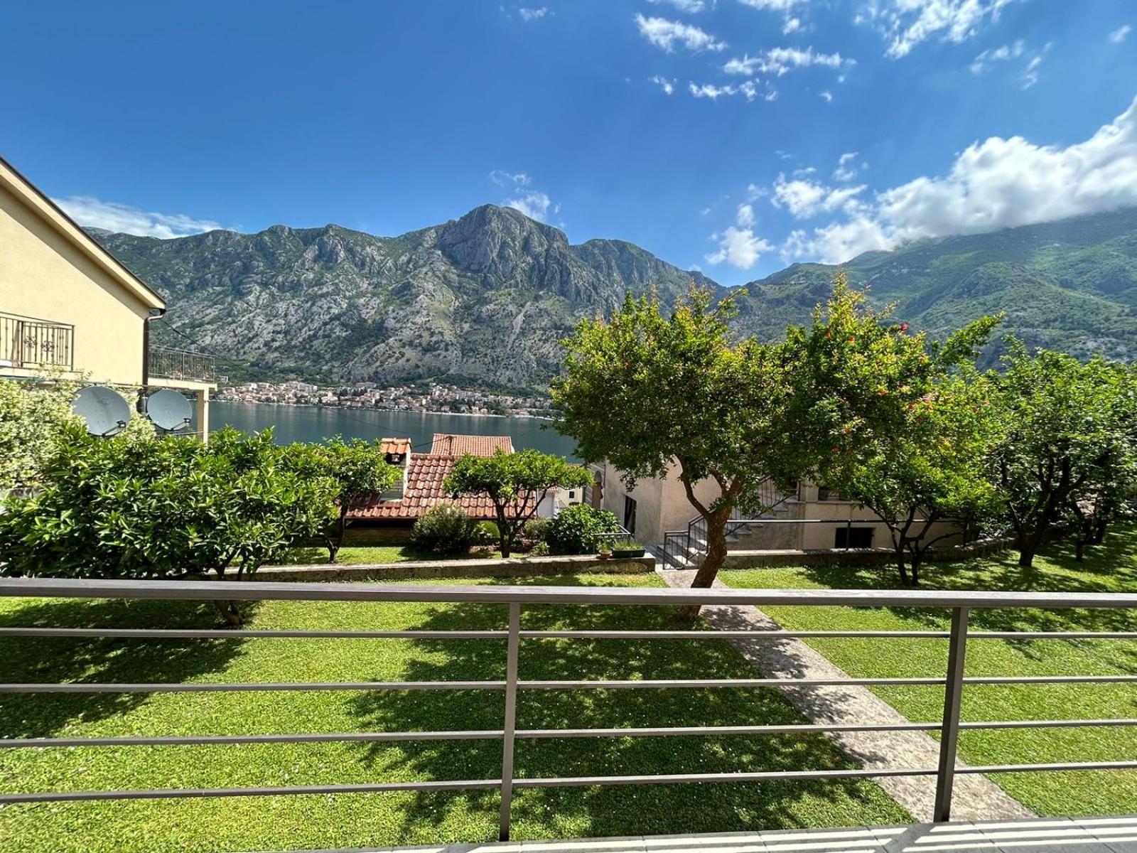 Apartments Andrija Kotor Exterior foto