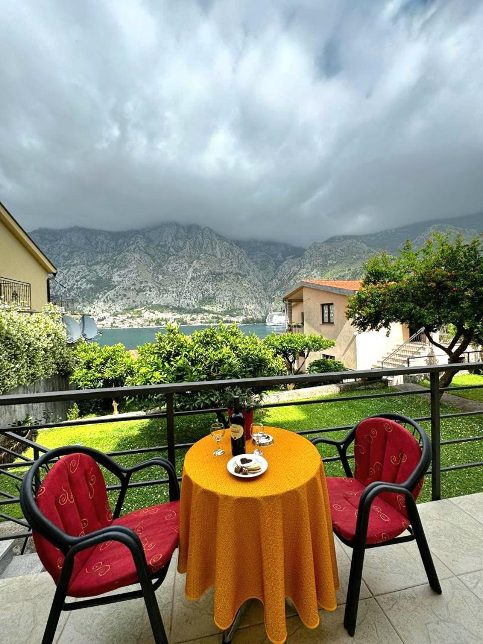 Apartments Andrija Kotor Exterior foto